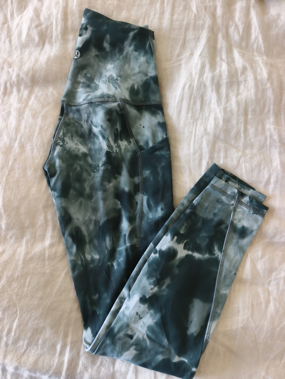 lululemon athletica Teal Marble Tie-Dye Leggings 25"